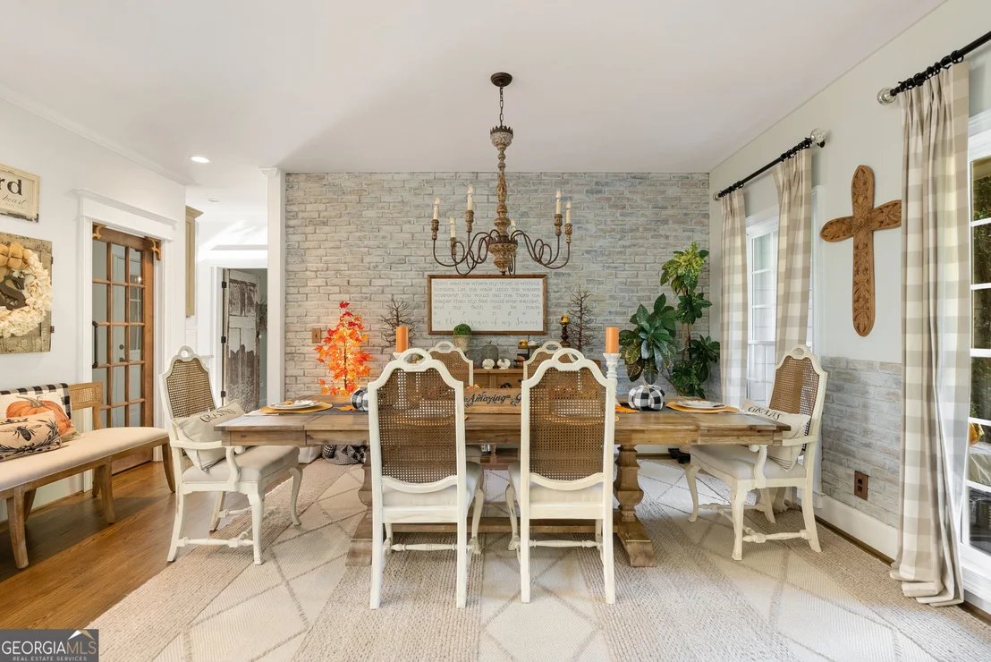 Photo of 505 River Ridge Road