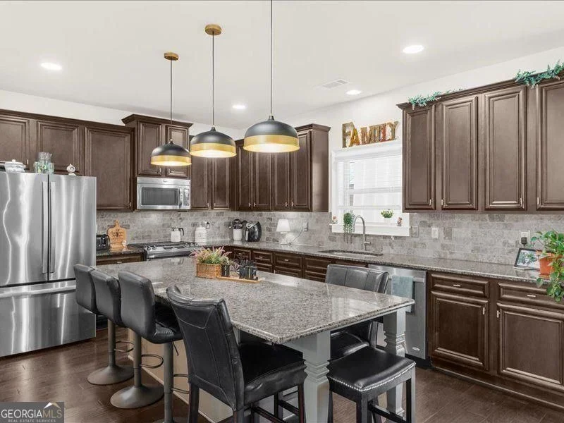 Photo of 5680 Banner Boulevard