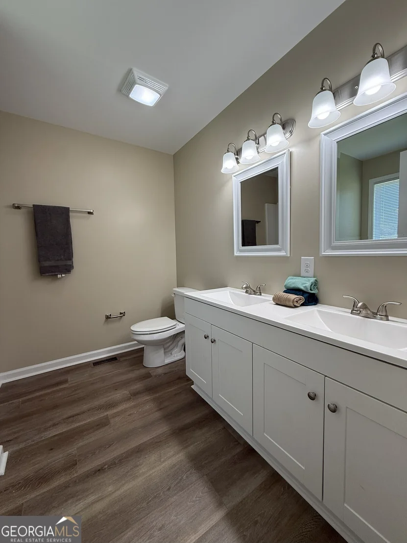 Photo of 210 Charlotte Circle