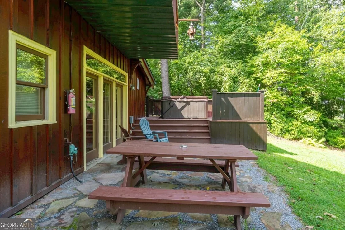 Photo of 83 Riverview Circle