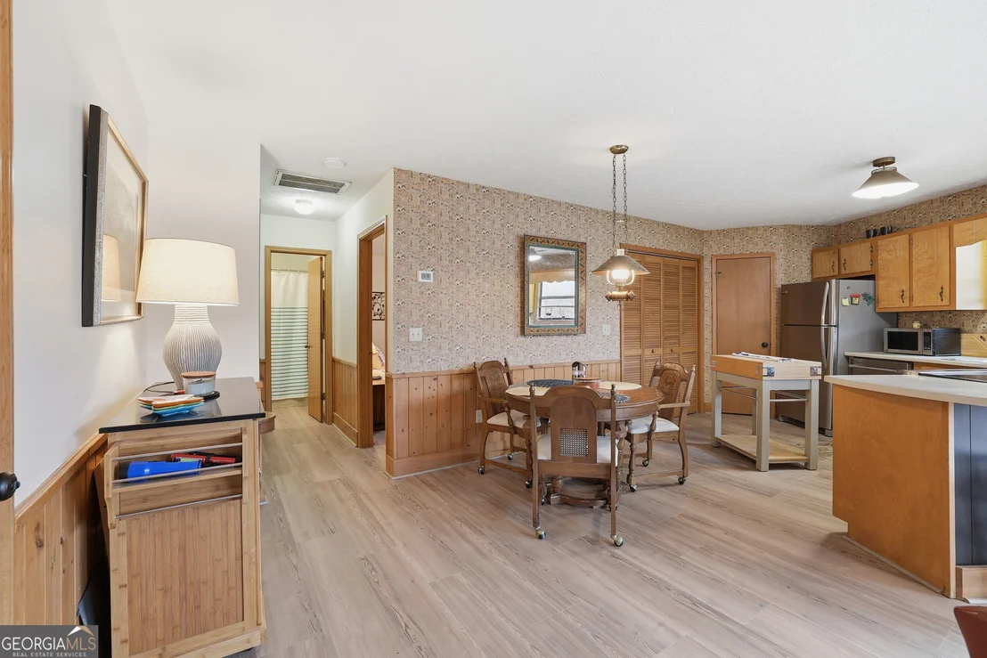 Photo of 578 Saddleback Circle