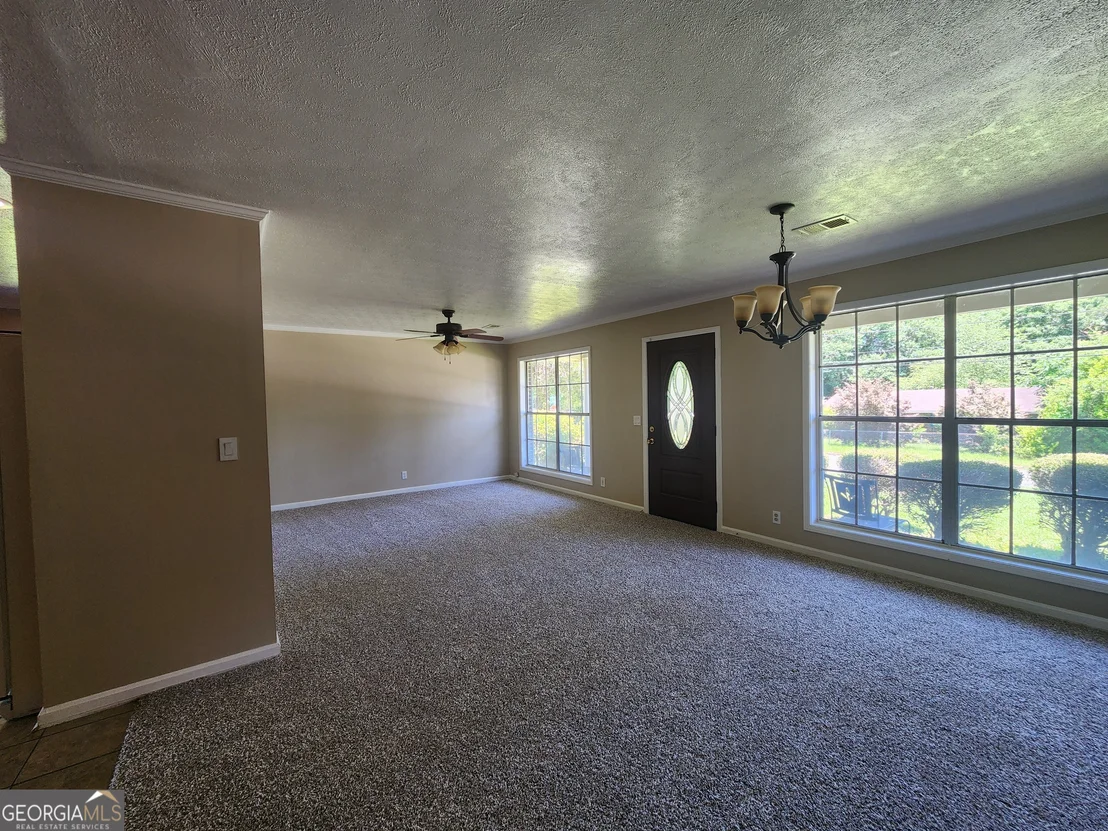Photo of 2911 Foresthill Drive