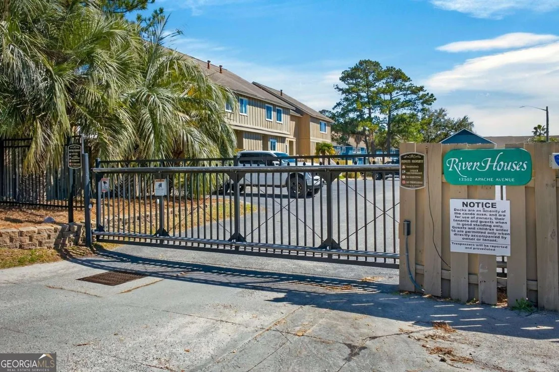 Photo of Unit 22 at 12502 Apache Avenue