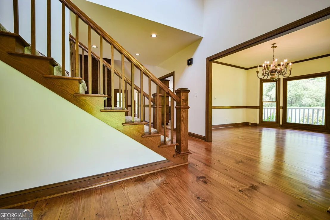 Photo of 160 River Lane