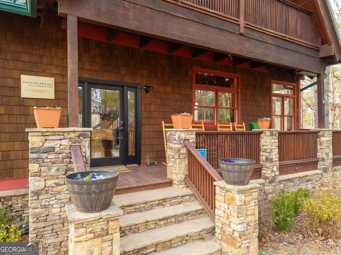 Photo of 153 Riverview Circle