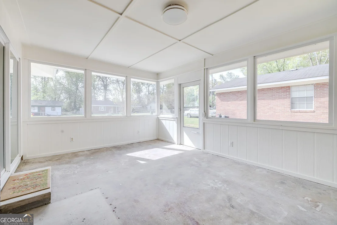 Photo of 308 E 4th Street