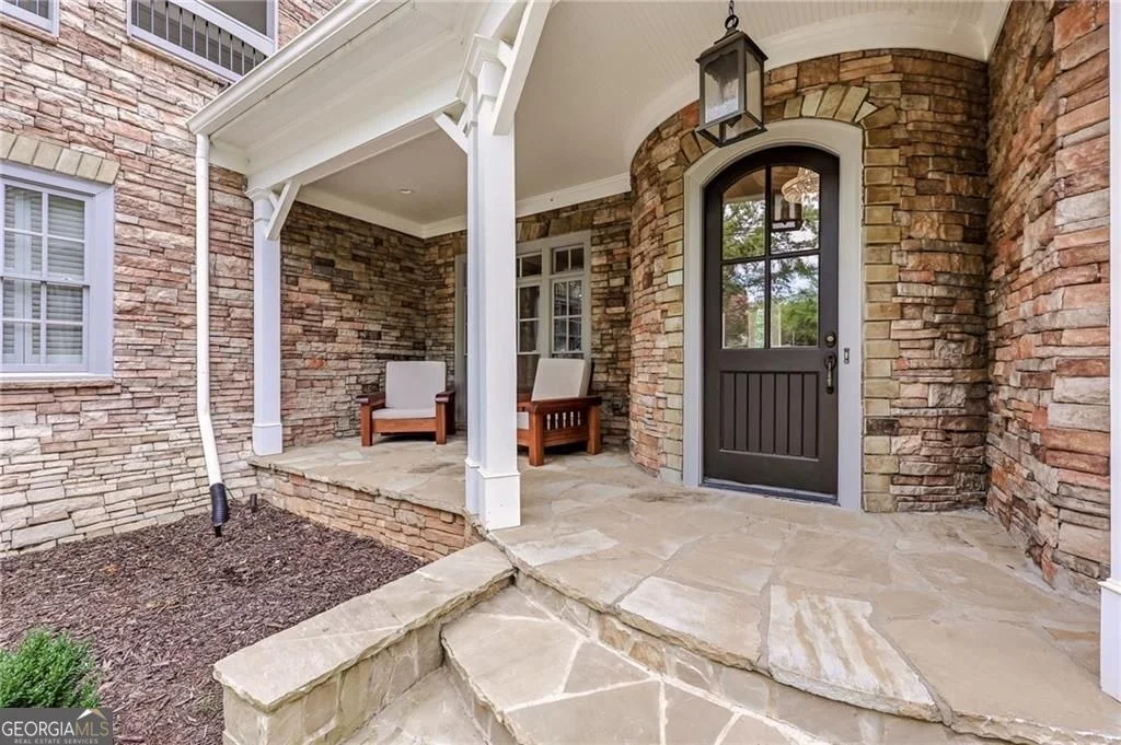 Photo of 6756 Hedge Row Lane
