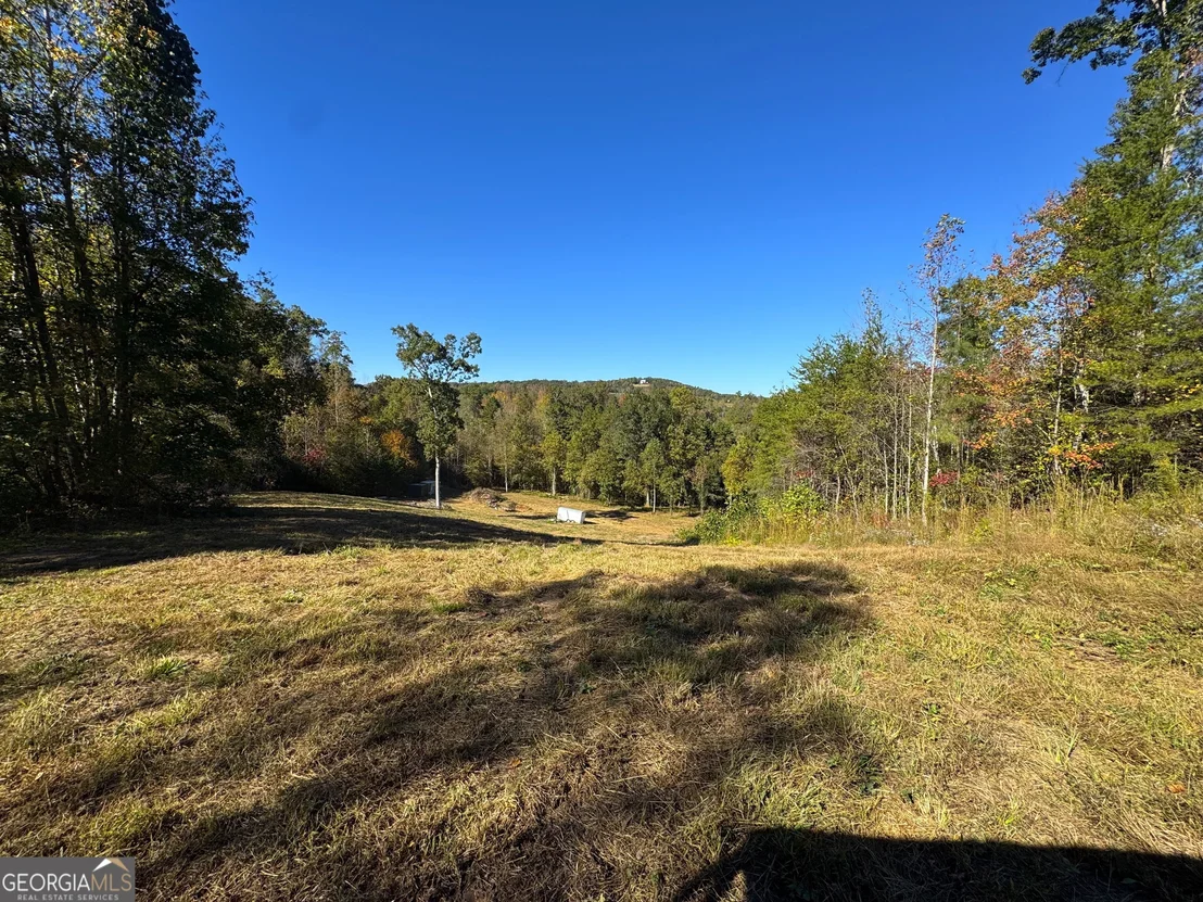 Photo of 284 River Road