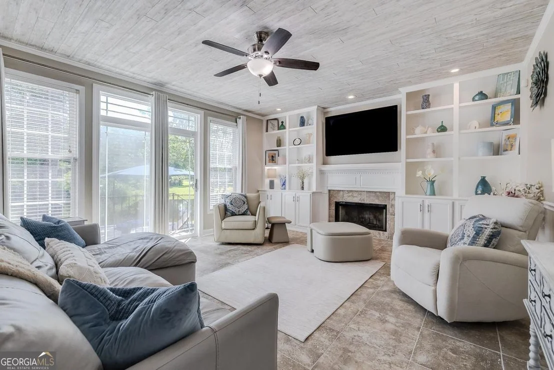 Photo of 152 Cambridge Drive