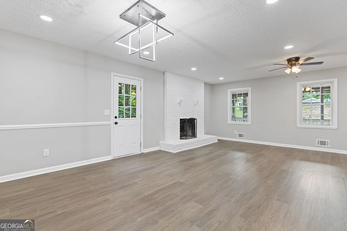 Photo of 353 Old Rosser Road