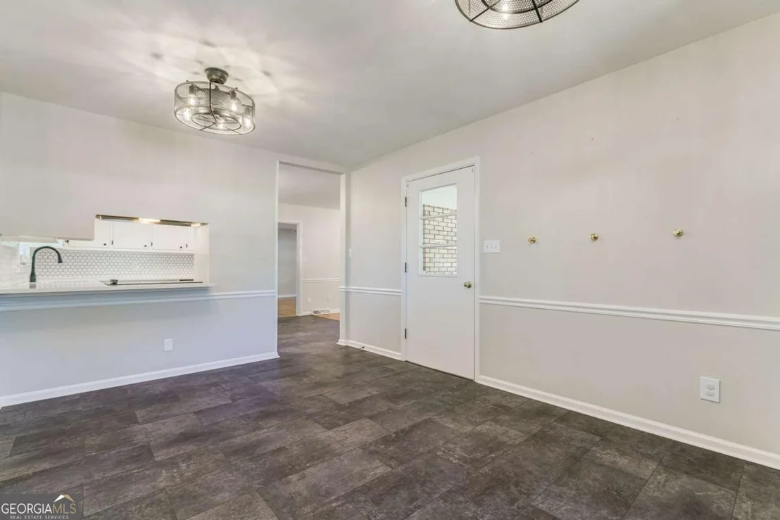 Photo of 8100 Hog Mountain Road