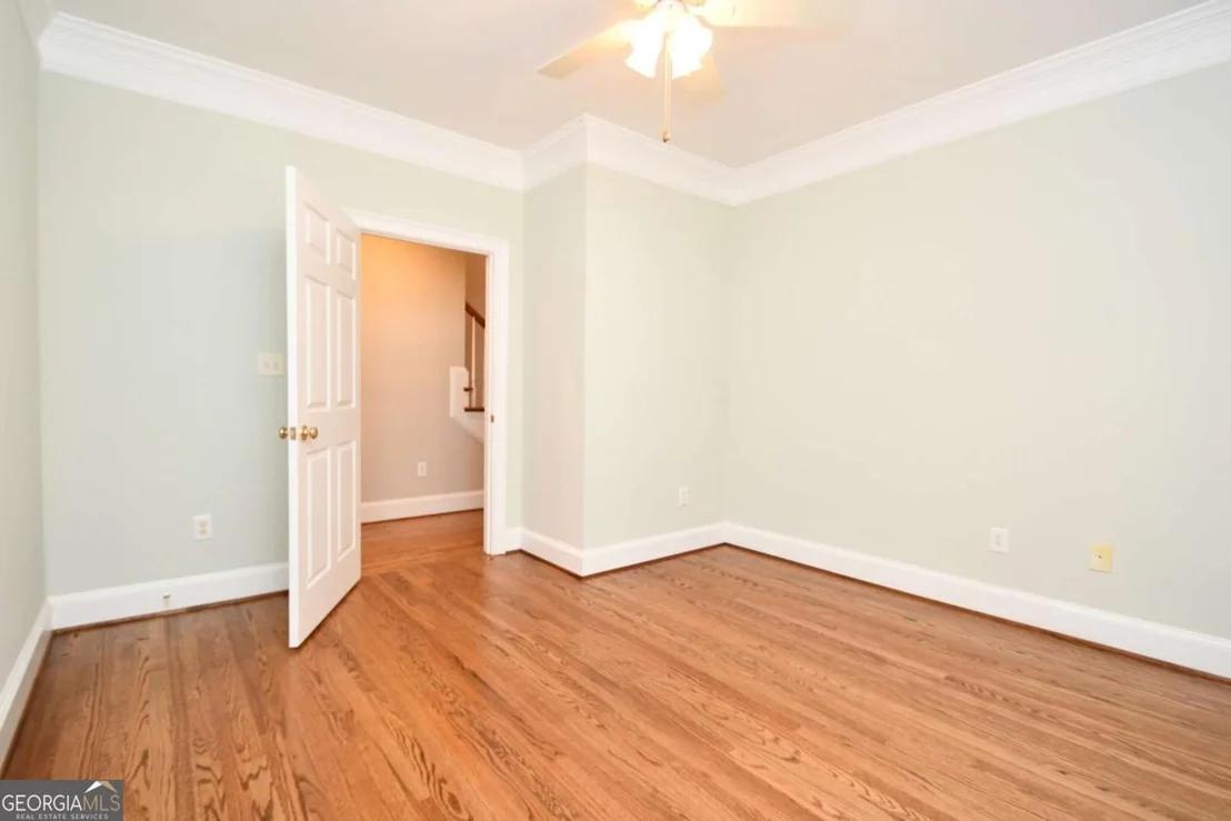 Photo of 218 Thornhill Drive