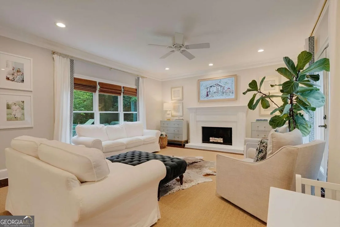 Photo of 152 Thornhill Drive