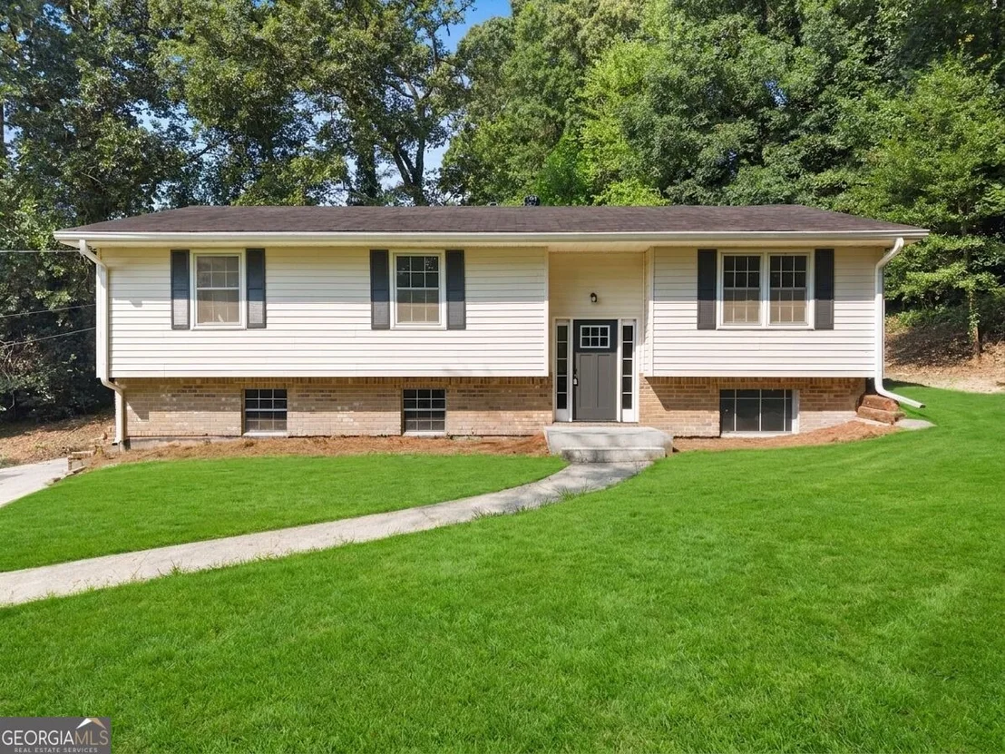 Photo of 2107 Windsor Drive