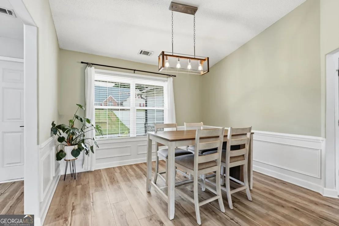 Photo of 953 Jefferson Walk Circle