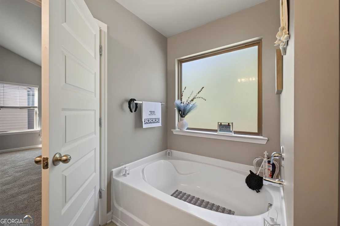 Photo of 225 Mary Jane Lane