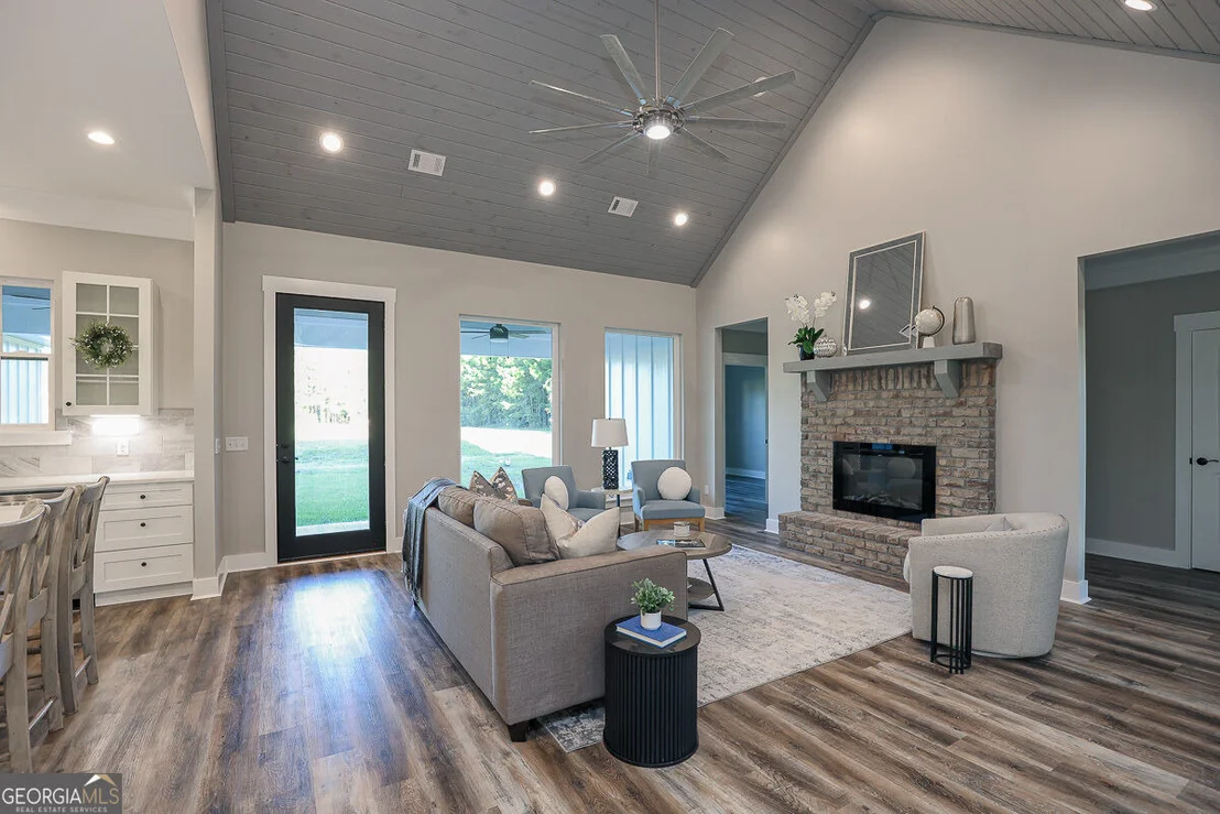 Photo of 1049 Mccall Road