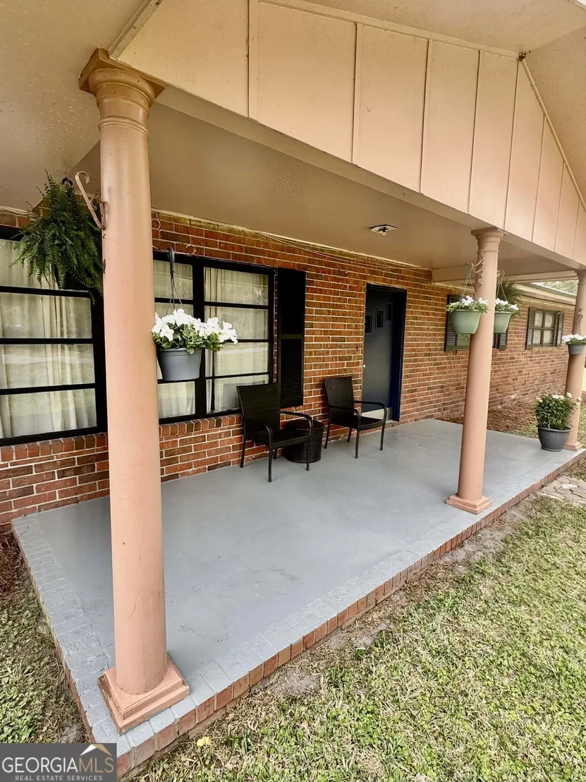 Photo of 213 Sherman Drive