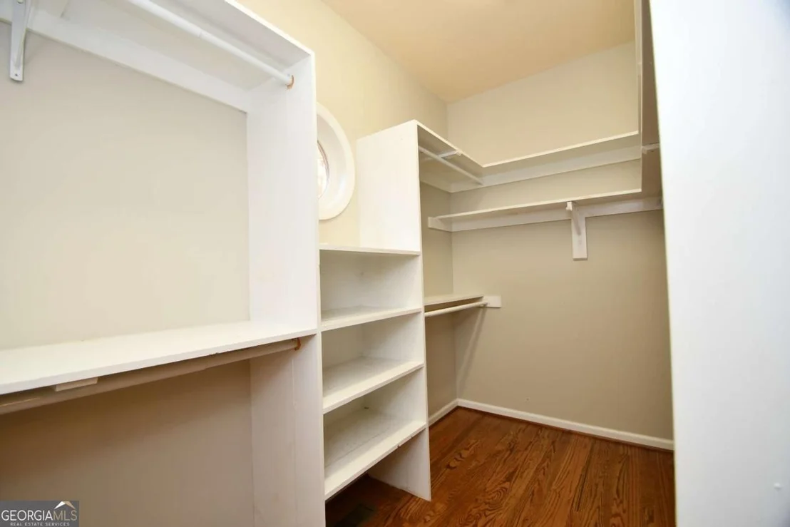 Photo of 218 Thornhill Drive