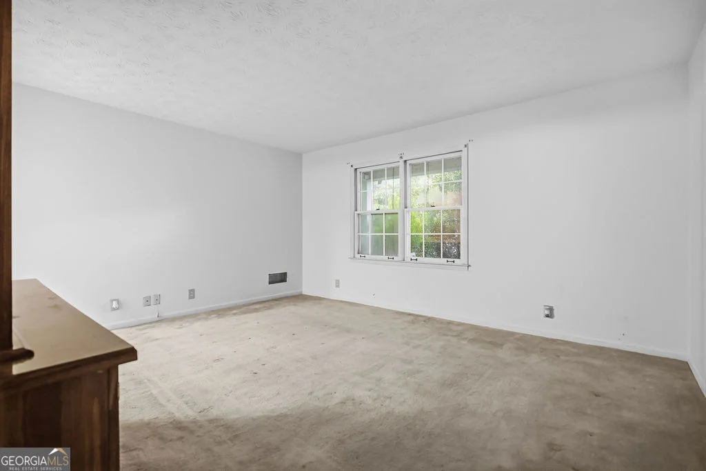Photo of 75 Slades Mill Road