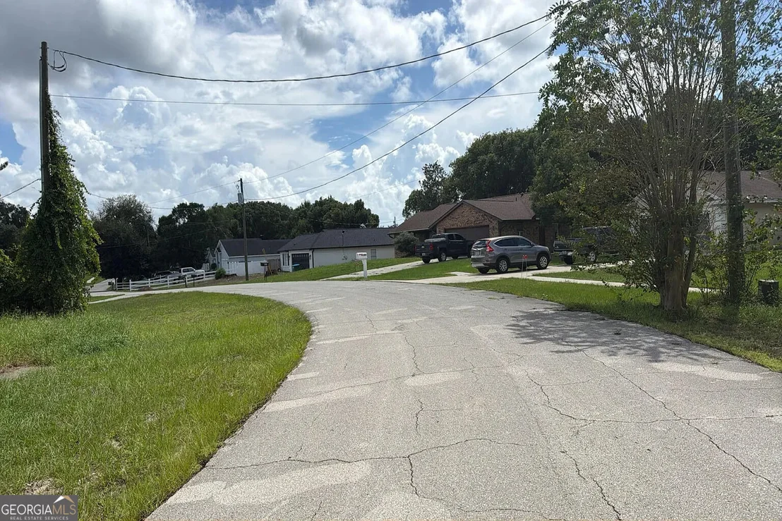Photo of 903 Maybrook Drive