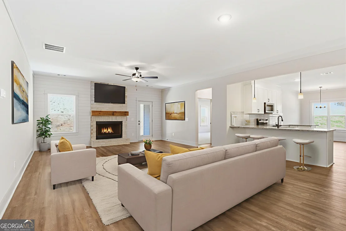 Photo of 425 Ayers Creek Drive