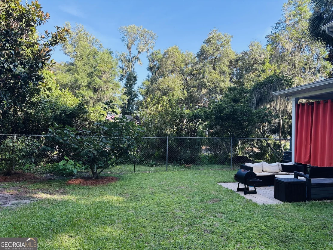 Photo of 237 W Commons Drive