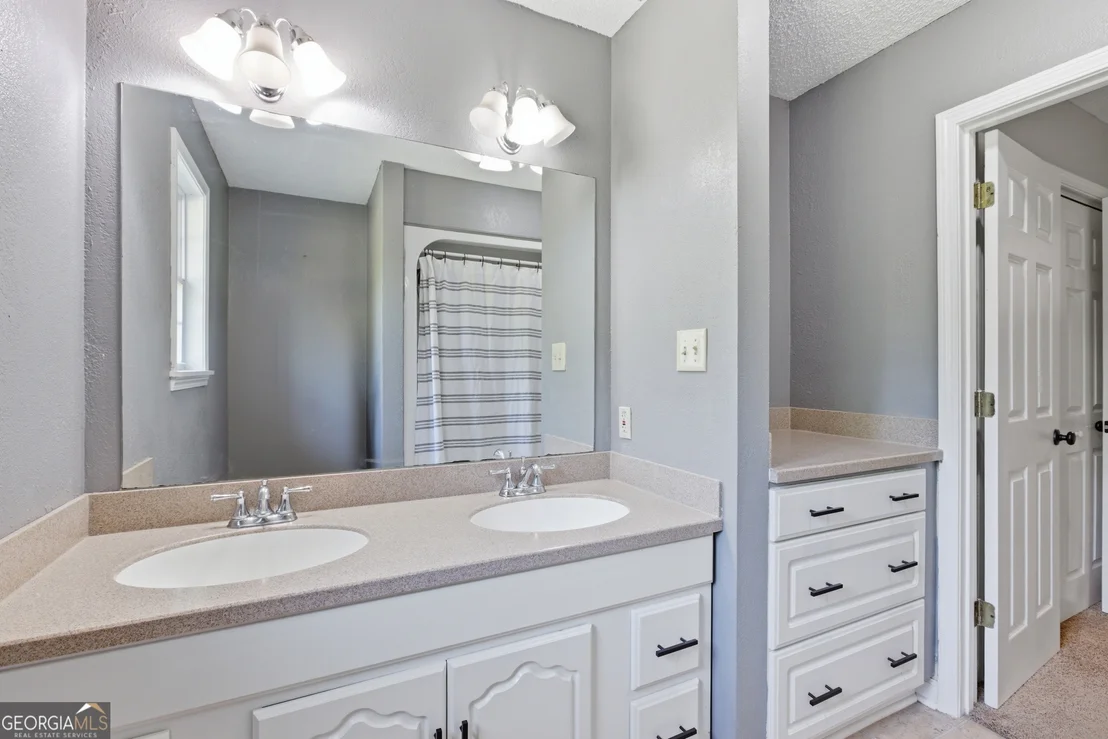 Photo of 260 Brookhaven Circle