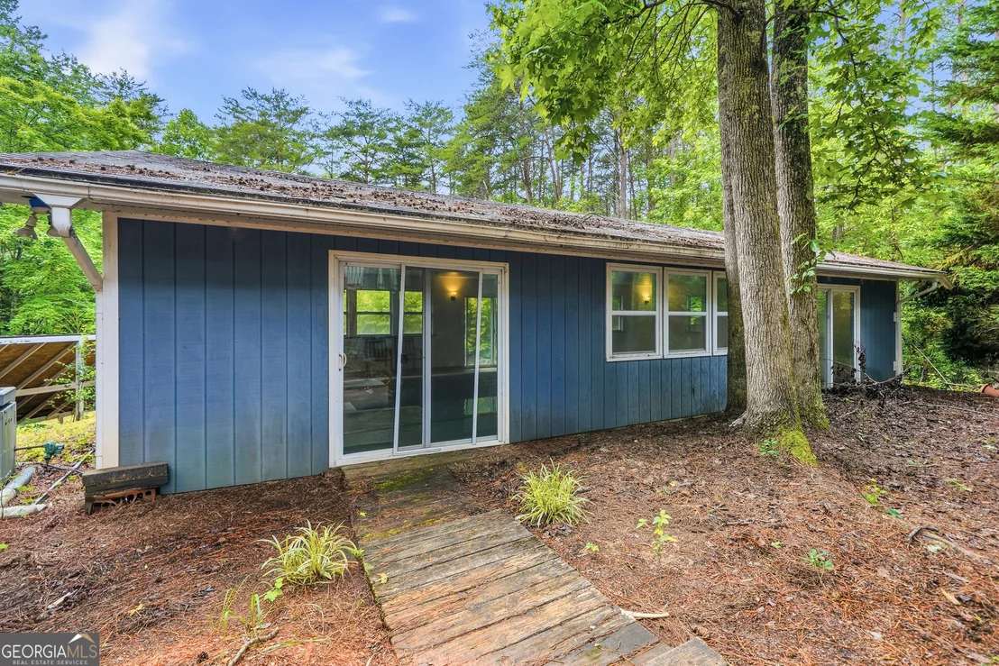 Photo of 2518 Henderson Mountain Road