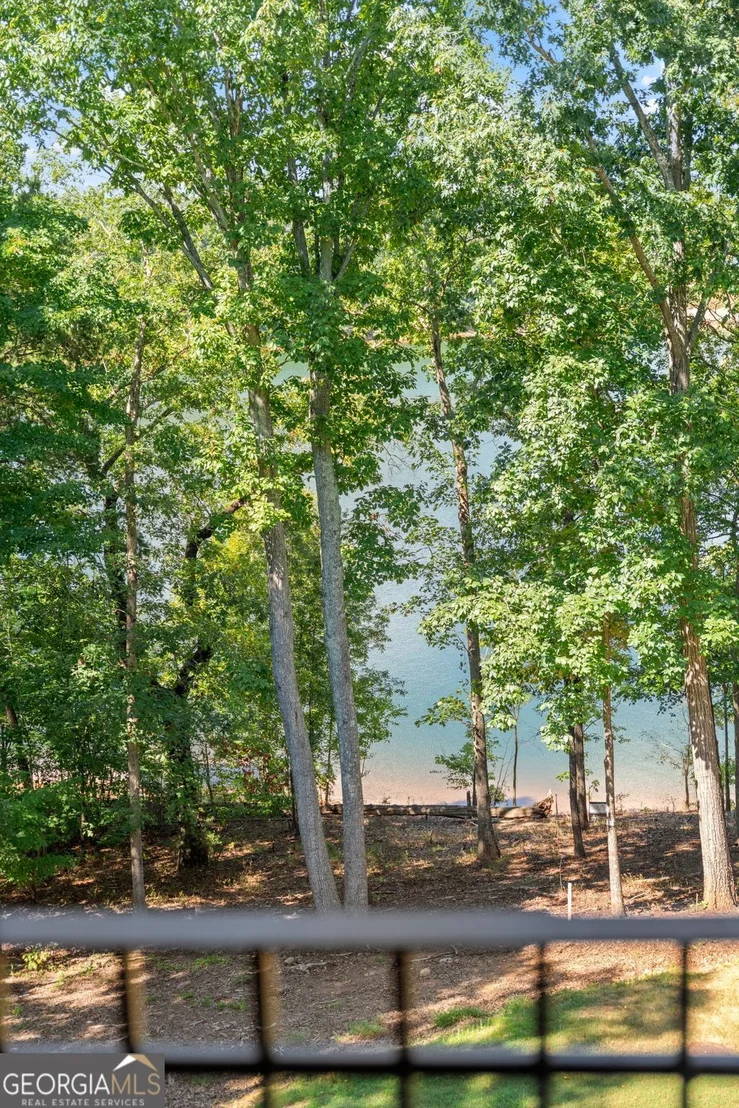 Photo of 2819 Point Overlook
