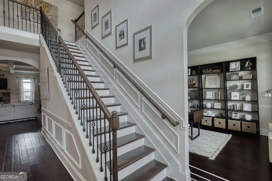Photo of 3323 Shoals Ridge Drive