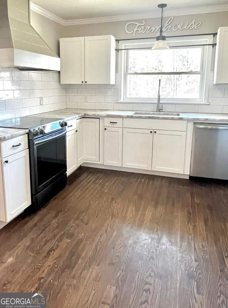 Photo of 482 N State Street