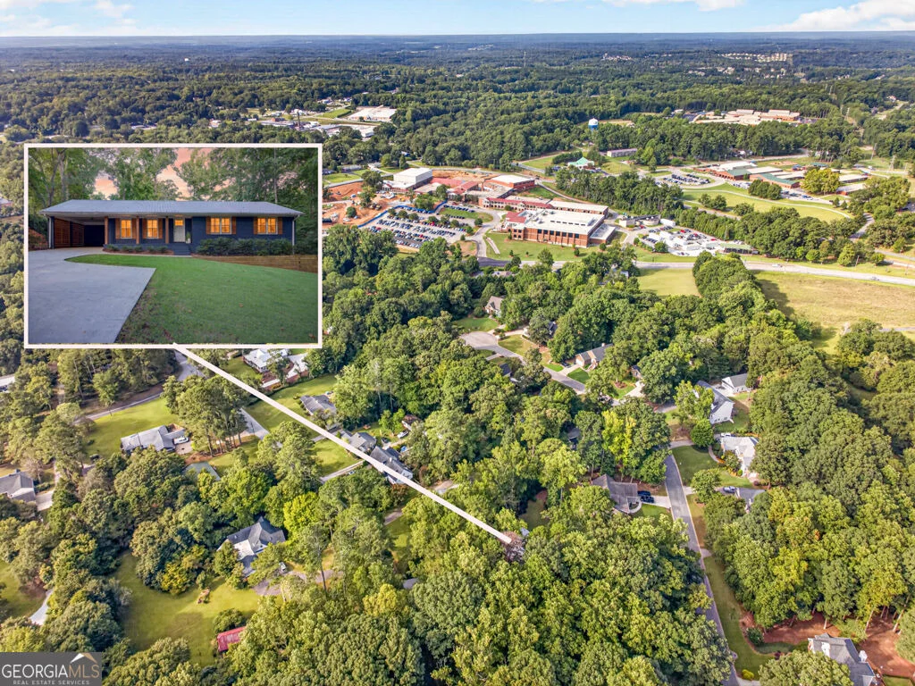 Photo of 327 Dickson Drive