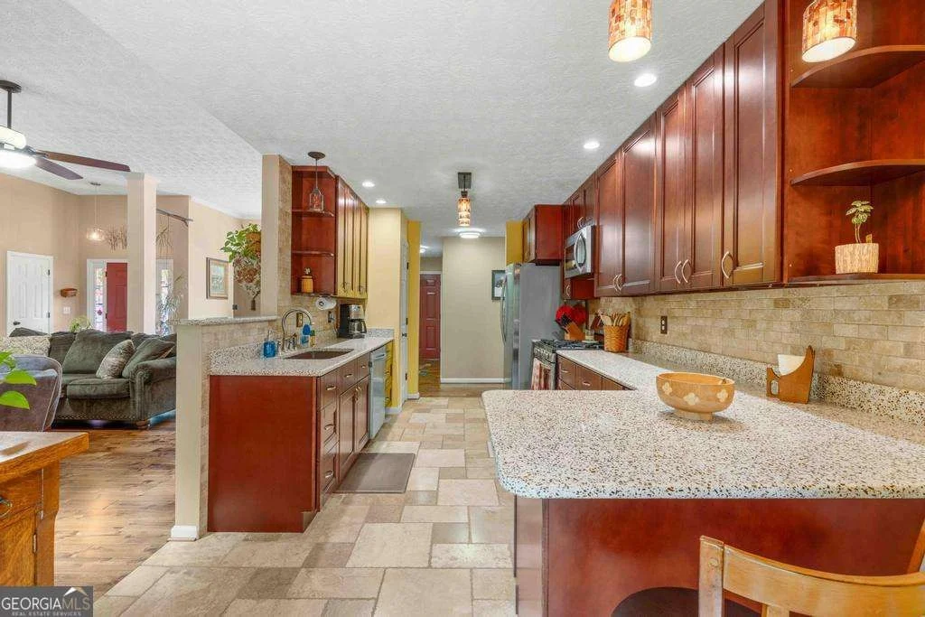Photo of 340 Flowers Drive