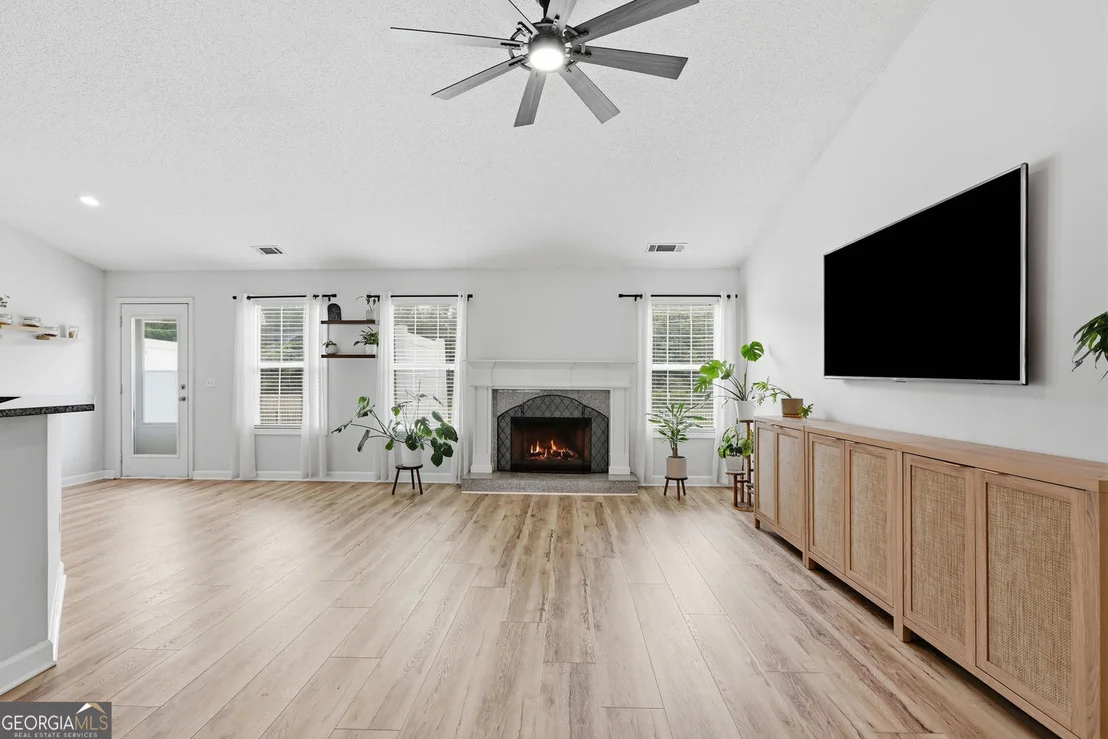 Photo of 953 Jefferson Walk Circle