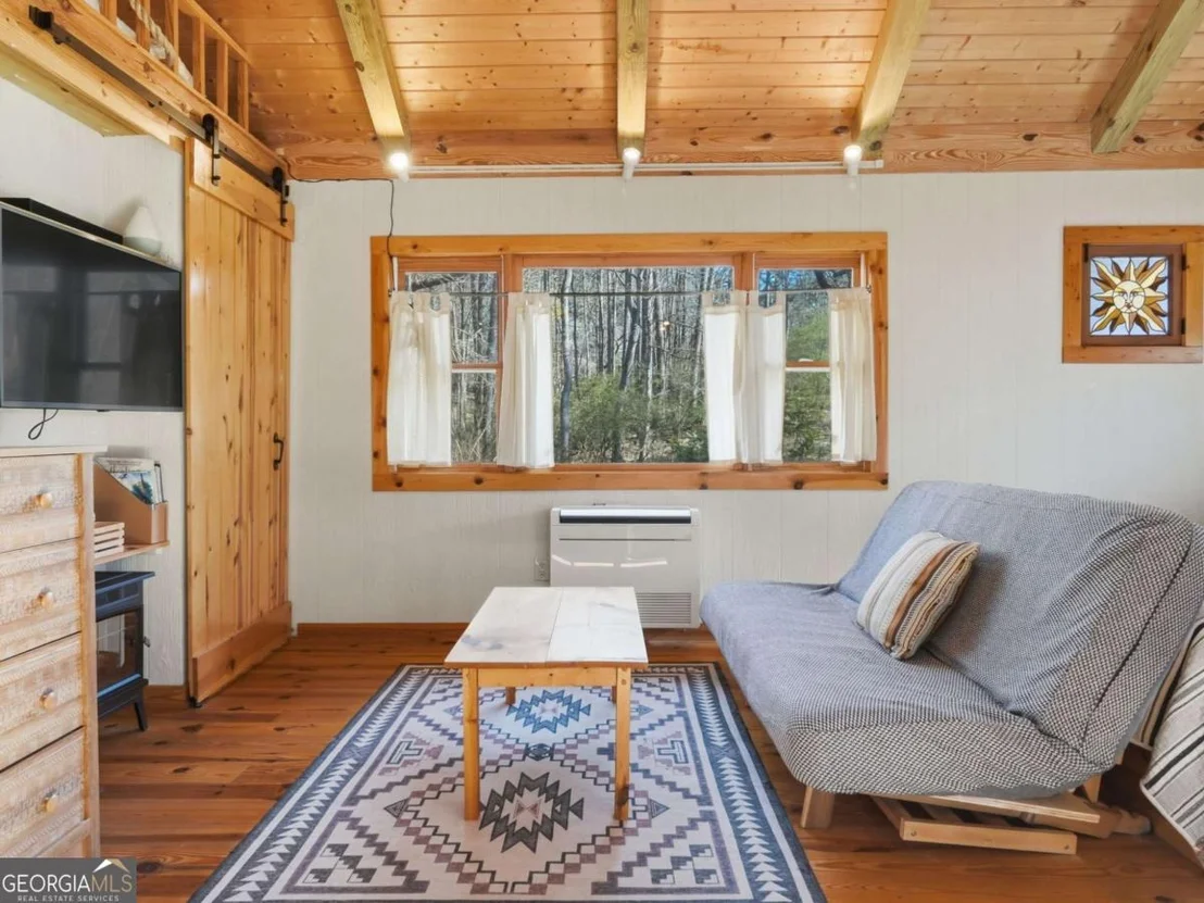 Photo of 617 Arbor Hill Road