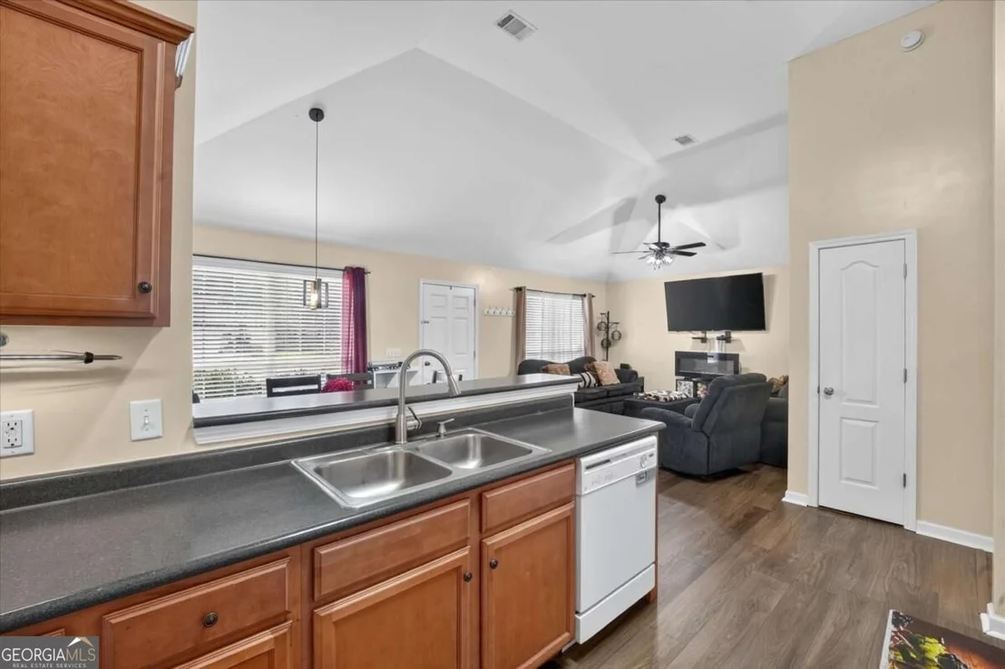 Photo of 30 Bostwick Drive