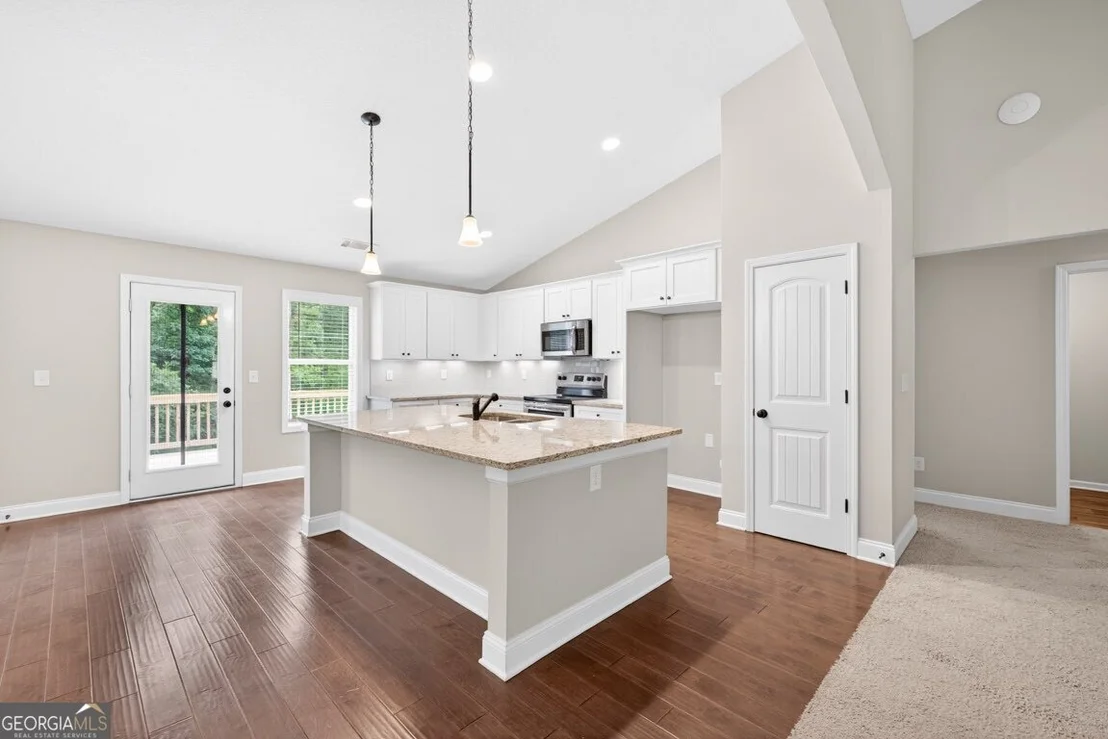 Photo of 561 Oconee Lane