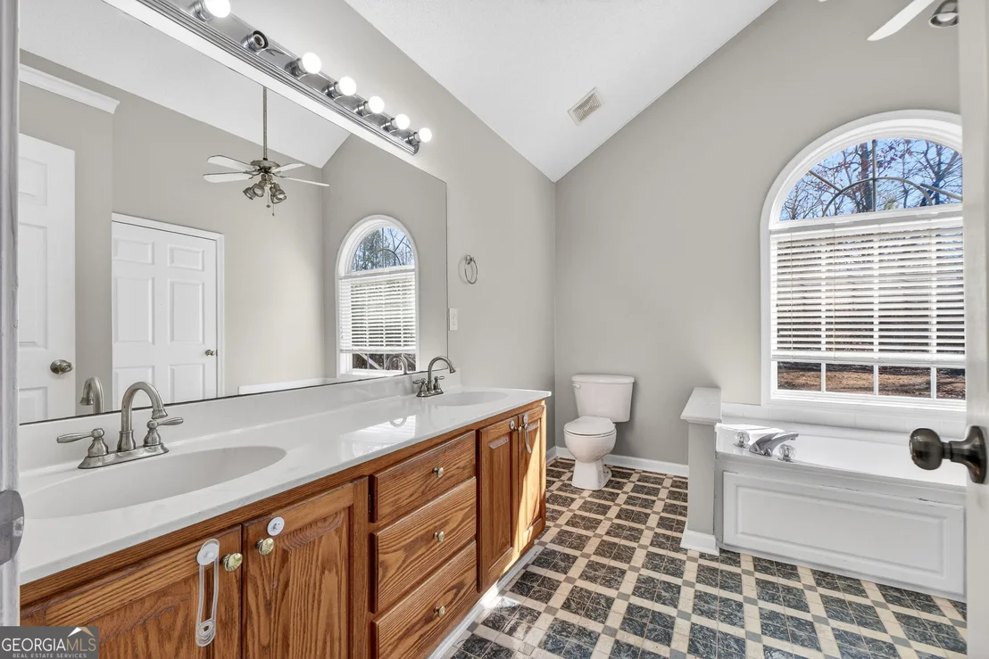 Photo of 270 Cannafax Road