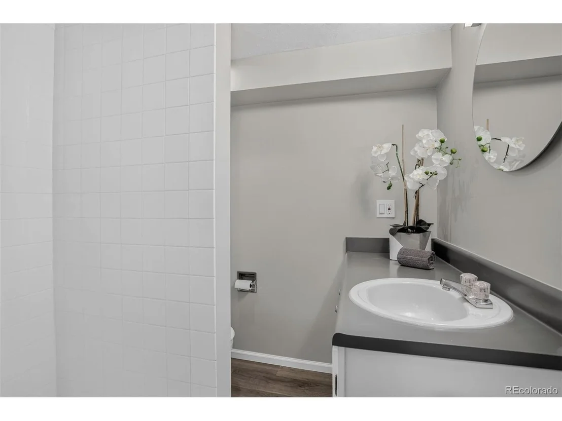 Photo of 13789 Omega Cir
