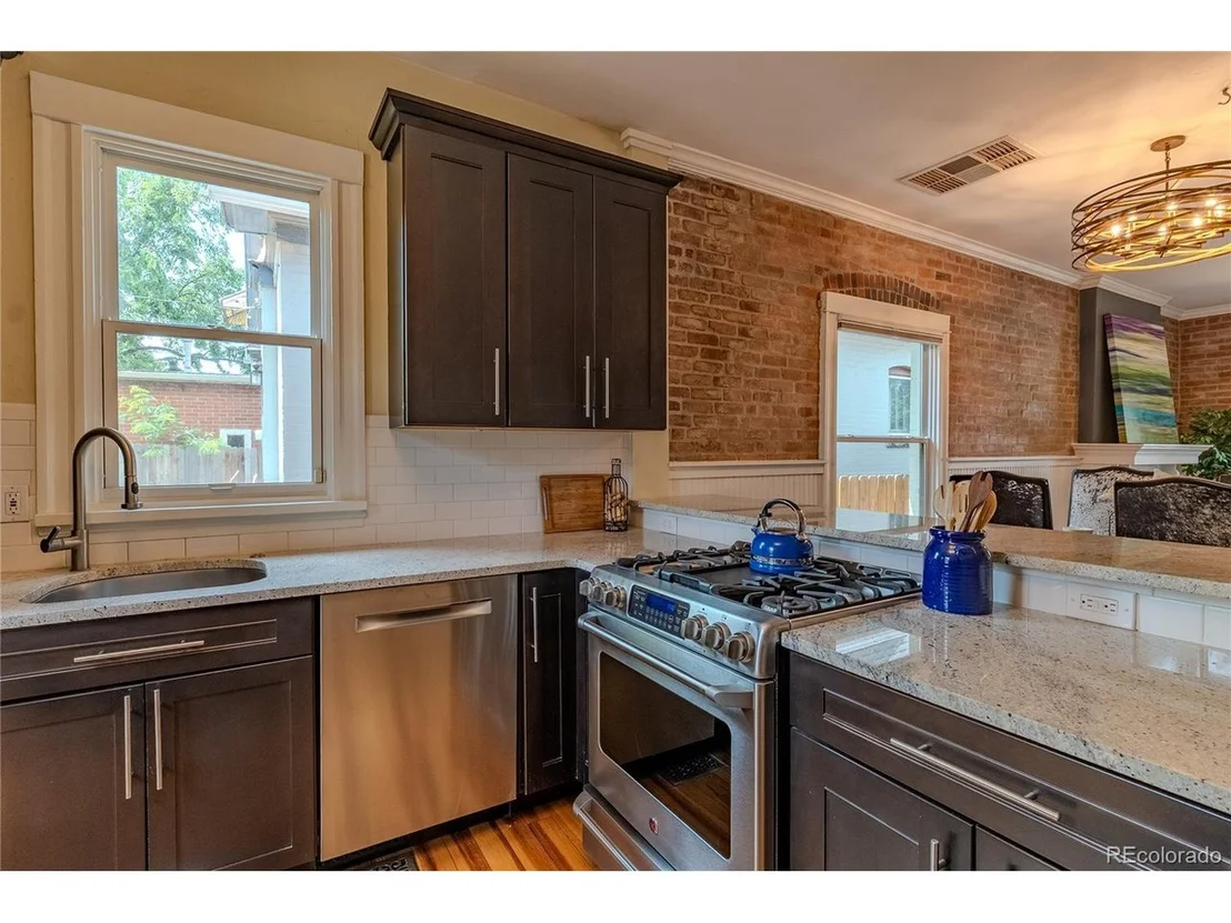 Photo of 132 Delaware St