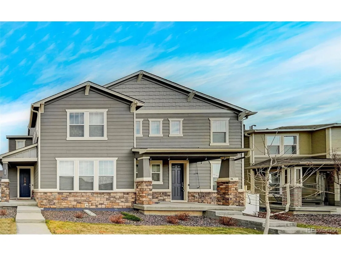 Photo of 765 Tarragon Rd