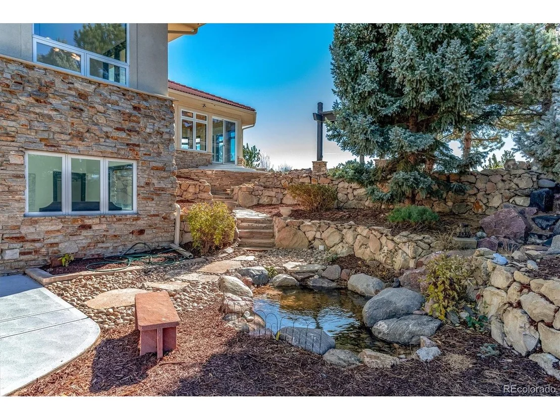 Photo of 6448 Lakeside Cir