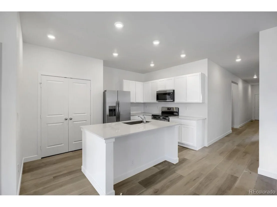 Photo of 1662 Drumming Dr