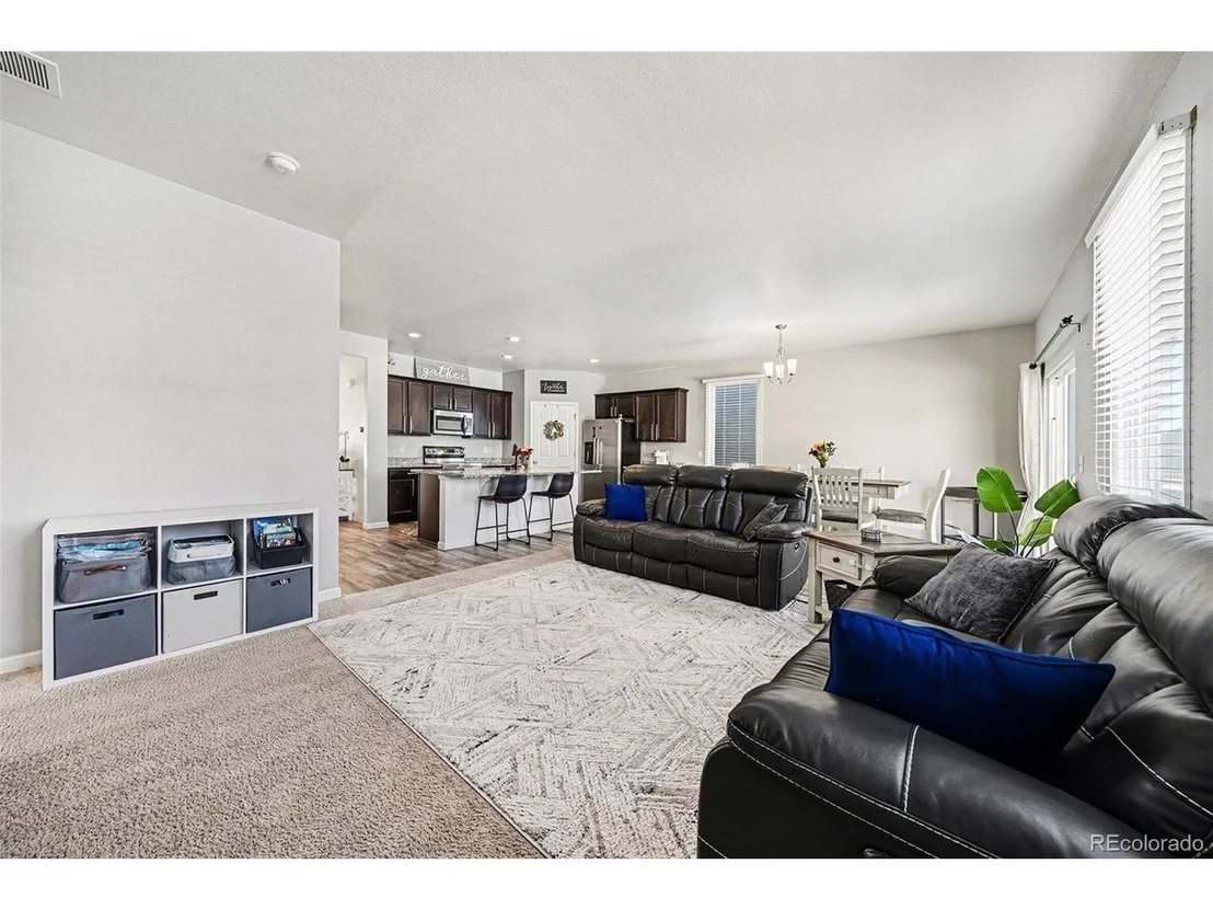 Photo of 910 Pierson Ct