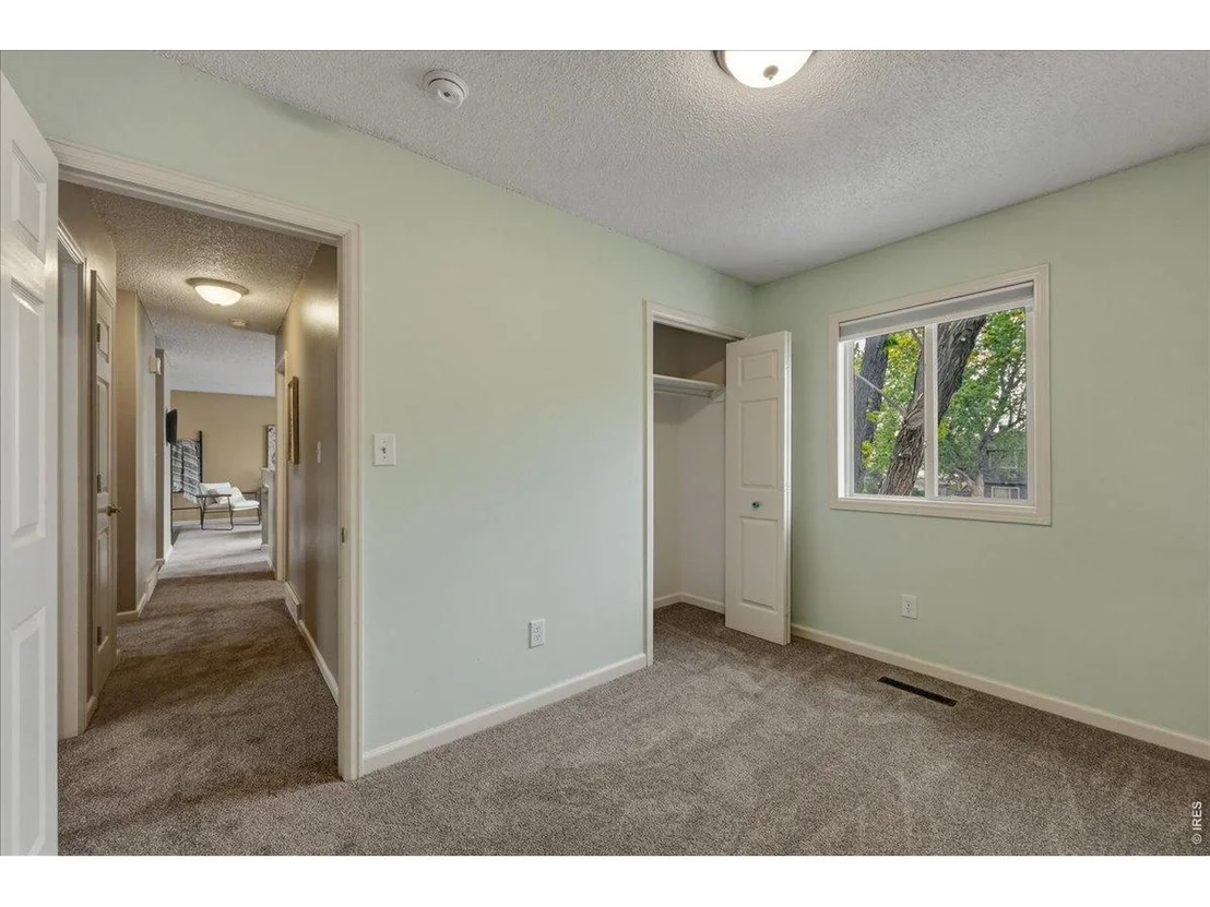 Photo of 30 Tulip Ct