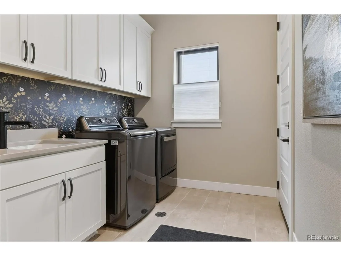 Photo of 1751 Barefoot Dr