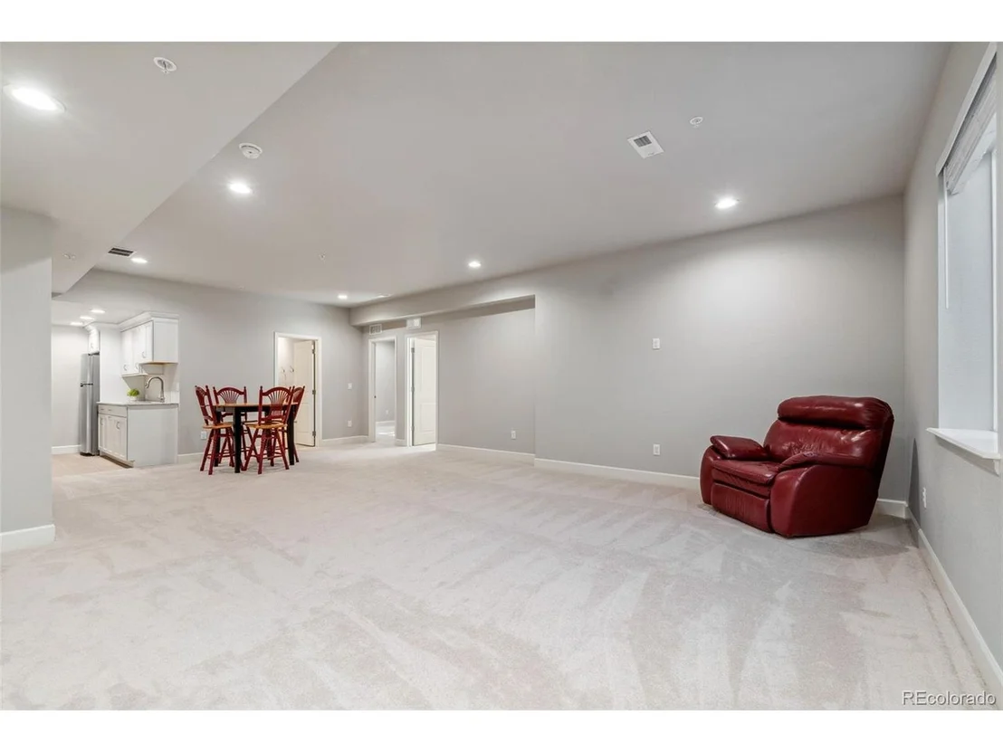 Photo of 5117 W 108th Cir