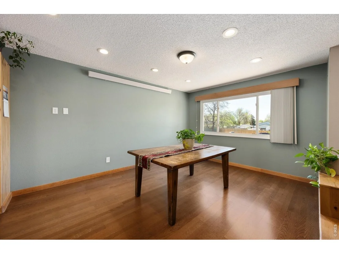 Photo of 811 Table Mountain Ct