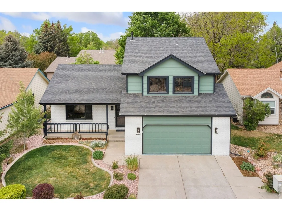 Photo of 1937 Hyde Dr